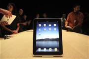 アップルが発表したタブレット型コンピューター「ｉＰａｄ（アイパッド）」（ロイター）