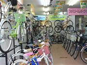 「エコチャリ」事業は放置自転車を新品同様に再生、販売・レンタルする＝千葉県八千代市の販売店