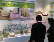 宮地商会が加湿器の環境性能をＰＲした展示会＝東京都江東区