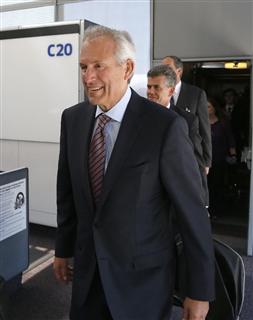 再開初便にはボーイングＣＥＯも同乗　ユナイテッドが４カ月ぶりＢ７８７運航