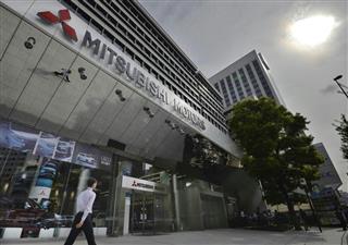 燃費データ不正問題で揺れる三菱自動車本社(東京都港区) 燃費データ不正問題で揺れる三菱自動車本社(東京都港区)