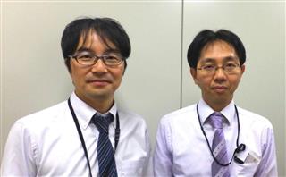 特許庁のIoT関連技術特許分類「ZIT」担当、柳澤智也・調整課審査企画室長(左)と塩澤正和・特許分類企画班長。各国に先駆けてZIT新設に動いた 特許庁のIoT関連技術特許分類「ZIT」担当、柳澤智也・調整課審査企画室長(左)と塩澤正和・特許分類企画班長。各国に先駆けてZIT新設に動いた