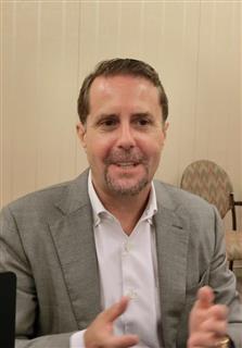 インタビューに応じるSIEのアンドリュー・ハウス社長=22日、千葉市美浜区(万福弘幸撮影) インタビューに応じるSIEのアンドリュー・ハウス社長=22日、千葉市美浜区(万福弘幸撮影)