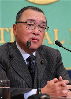 記者会見する自民党の宮沢洋一税調会長=13日、東京都千代田区の日本記者クラブ 記者会見する自民党の宮沢洋一税調会長=13日、東京都千代田区の日本記者クラブ