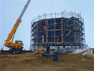 南極の昭和基地での建物施工。厳しい環境下で培った施工技術を、宇宙でも開花させようとしている 南極の昭和基地での建物施工。厳しい環境下で培った施工技術を、宇宙でも開花させようとしている