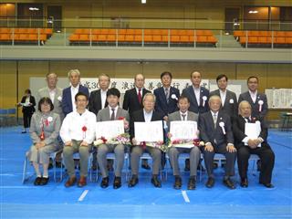 「第26回福祉ふれあい広場」において感謝状の授与式が行われた 「第26回福祉ふれあい広場」において感謝状の授与式が行われた