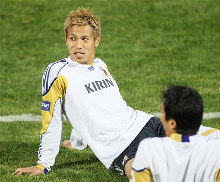 値千金のゴールでエイベックス株も押し上げた本田圭佑（財満朝則撮影）