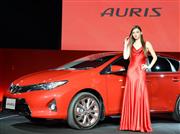 トヨタ新型「オーリス」