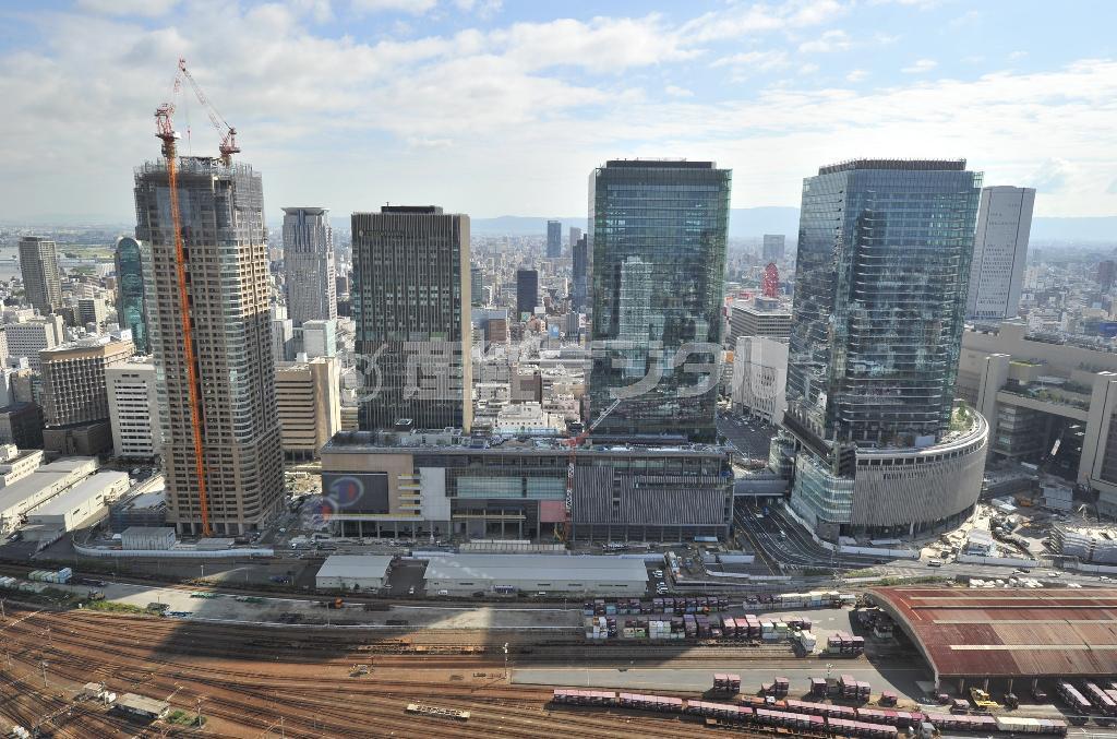 「インターコンチネンタルホテル大阪」が進出する「うめきた」の先行開発地域「グランフロント大阪」＝大阪市北区（竹川禎一郎撮影）