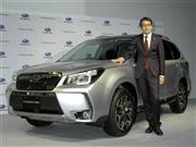 ＳＵＶ「フォレスター」を紹介する開発責任者の臺卓治プロジェクトゼネラルマネージャー