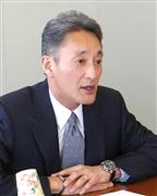 インタビューに応じる、ソニーの平井一夫社長＝１７日、東京都港区
