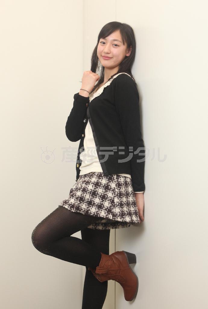 ２０１３ユニチカマスコットガールに選ばれた松田莉奈さん（志儀駒貴撮影）
