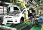 トヨタ自動車のハイブリッド車「プリウス」の生産ライン＝愛知県豊田市のトヨタ堤工場