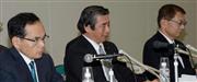株式公開買い付けについて記者会見する（左から）イオンの岡田元也社長、丸紅の岡田大介常務執行役員、ダイエーの桑原道夫社長＝２７日午後、東京都千代田区