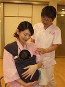 武蔵野大学付属産後ケアセンター桜新町では、助産師から個人の悩みに沿った対応が受けられる＝東京都世田谷区