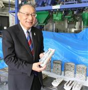 海水や海砂を使う高強度コンクリートの開発に成功した大林組の金井誠副社長＝東京都清瀬市の同社技術研究所