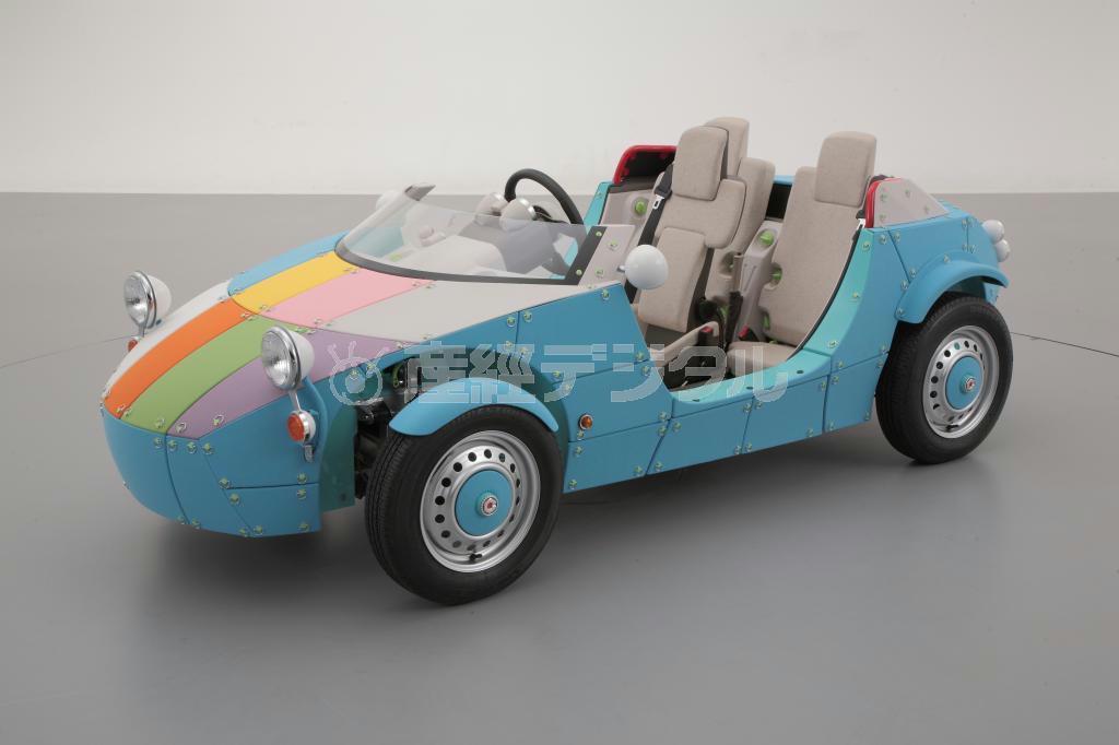 トヨタ自動車が「東京おもちゃショー」に出展するコンセプトカー「カマッテ」（同社提供）