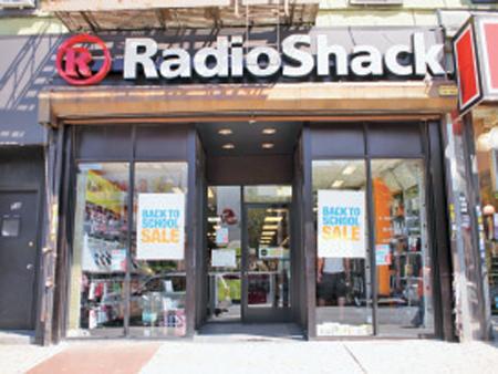 今回の株ゾン患者は、こりらさん（香川県・２０代後半・会社員）。左の画像が、こりらさんが投資した米国の家電販売チェーン、ＲａｄｉｏＳｈａｃｋＣｏｒｐｏｒａｔｉｏｎの年次報告書。同一セクターのＢｅｓｔＢｕｙより割安と思って買ったが……。