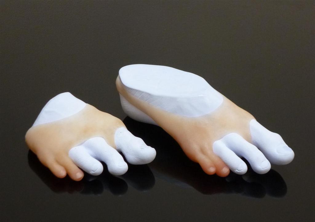 小学生に製作した、指が２本ついたタビ