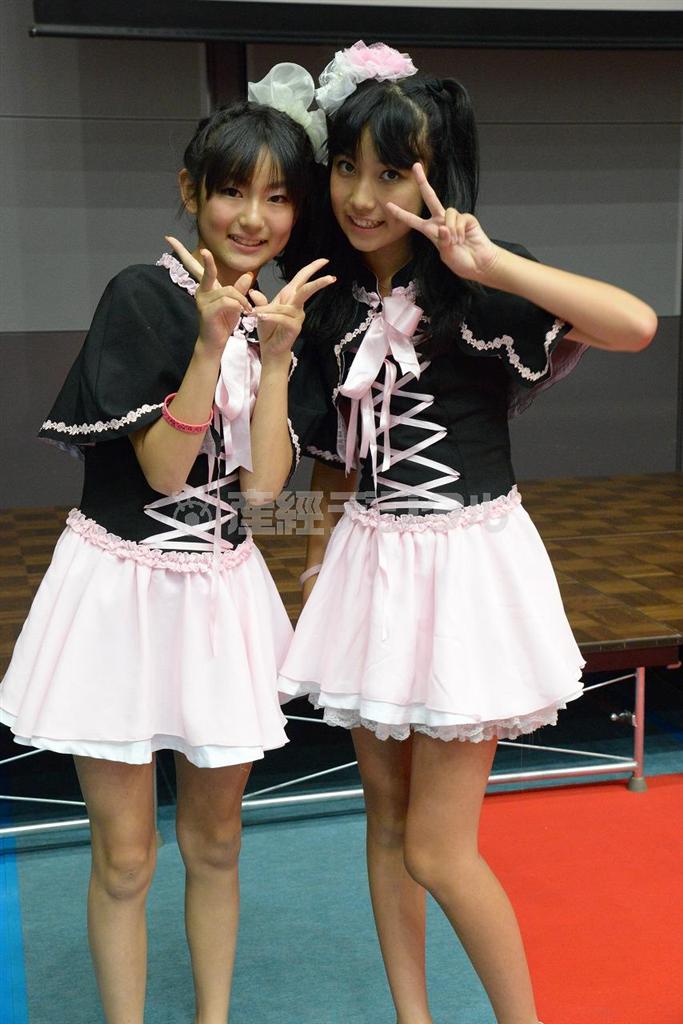 イベントを盛り上げるご当地アイドル＝２０１３（平成２５）年８月２４日、香川県高松市（流通経済大学＿有志学生記者、星和希撮影）