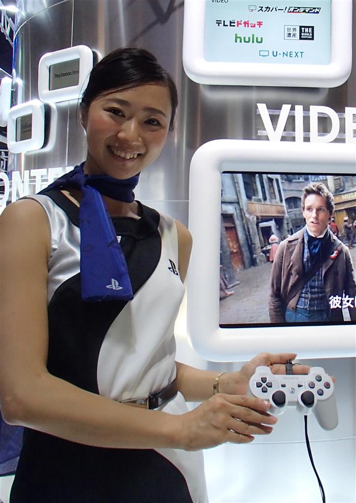 東京ゲームショウ２０１３で、ソニー・コンピュータエンタテインメントが設置した「ＰＳＶｉｔａ（ヴィータ）ＴＶ」のコーナー＝１９日、千葉市の幕張メッセ