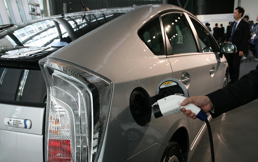 トヨタの「プリウスＰＨＶ」