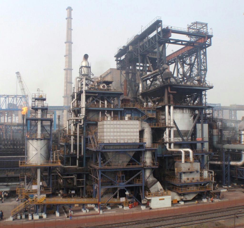 新日鉄住金グループとインド・タタ製鉄などが共同で設置した「コークス乾式消火設備」＝インド・ジャルカンド州（新日鉄住金提供）