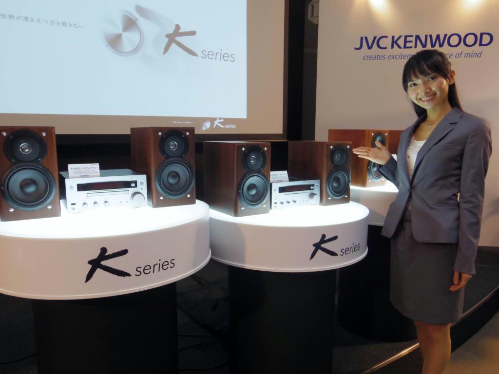 原音再生をコンセプトにしたＪＶＣケンウッドのオーディオ機器「Ｋシリーズ」＝１０日、東京都千代田区