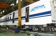 ＪＲ東海浜松工場で公開された東海道新幹線車両の改造工事。改造工事後にロゴも「Ｎ７００」から「Ｎ７００Ａ」にバージョンアップ＝２１日、浜松市