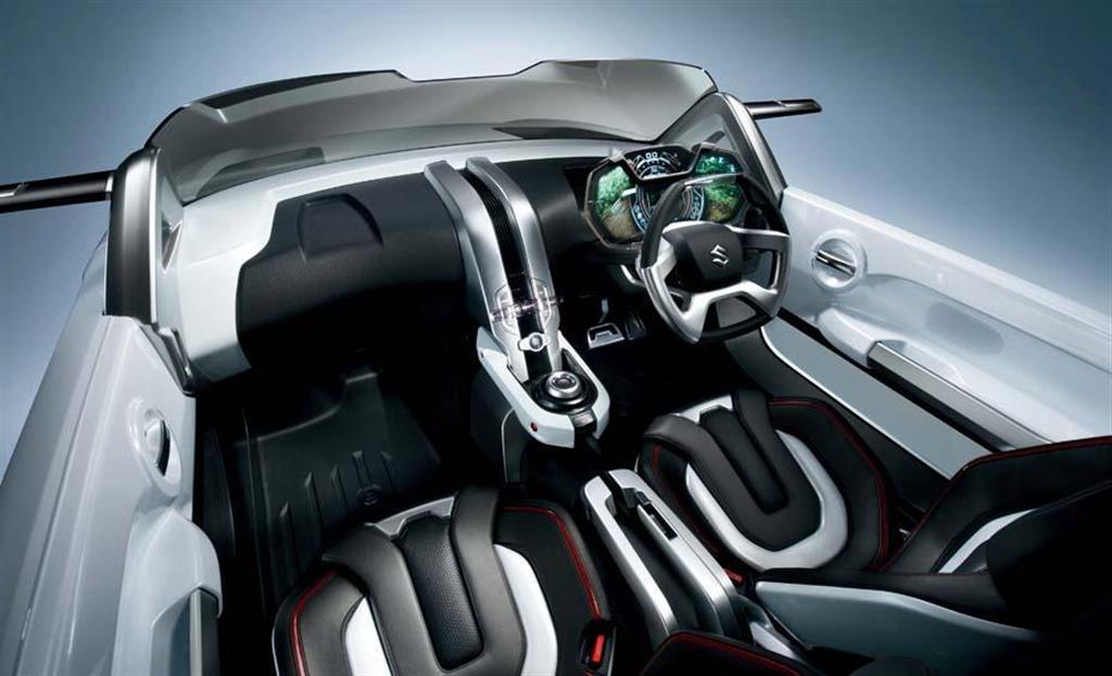 スズキが来年にも発売するＨＶ「エックス・ランダー」。クラッチを切り離せばＥＶ走行も可能（同社提供）