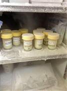 マイナス７０度で保存されているドナーミルク＝東京都品川区の昭和大学病院（平沢裕子撮影）