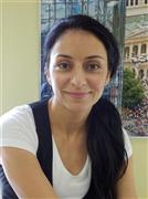 「素人の子供がプロの子役に『お前は最低の役者だ』と言って泣かせたり、プロの子役が撮影の仕直しを面倒くさがってやらなかったり、撮影は修羅場でした」と苦笑いするヤセミン・サムデレリ監督（エスパース・サロウ提供）