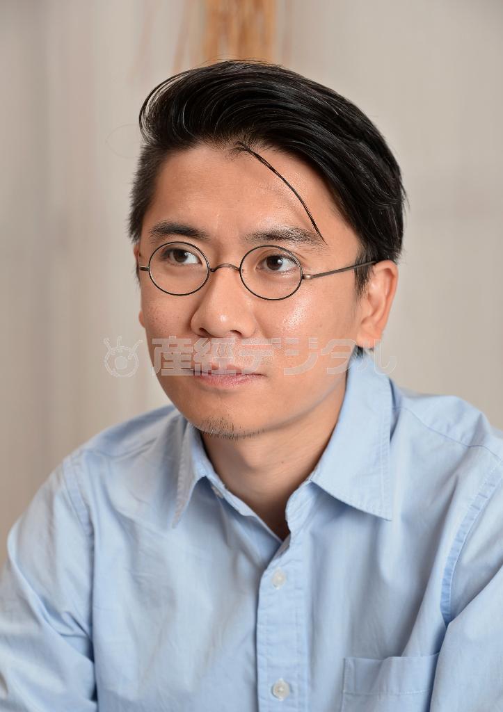 “シツラエル”カンパニー「丸若屋」代表の丸若裕俊さん＝２０１３年６月２１日、東京都台東区（大山実撮影）