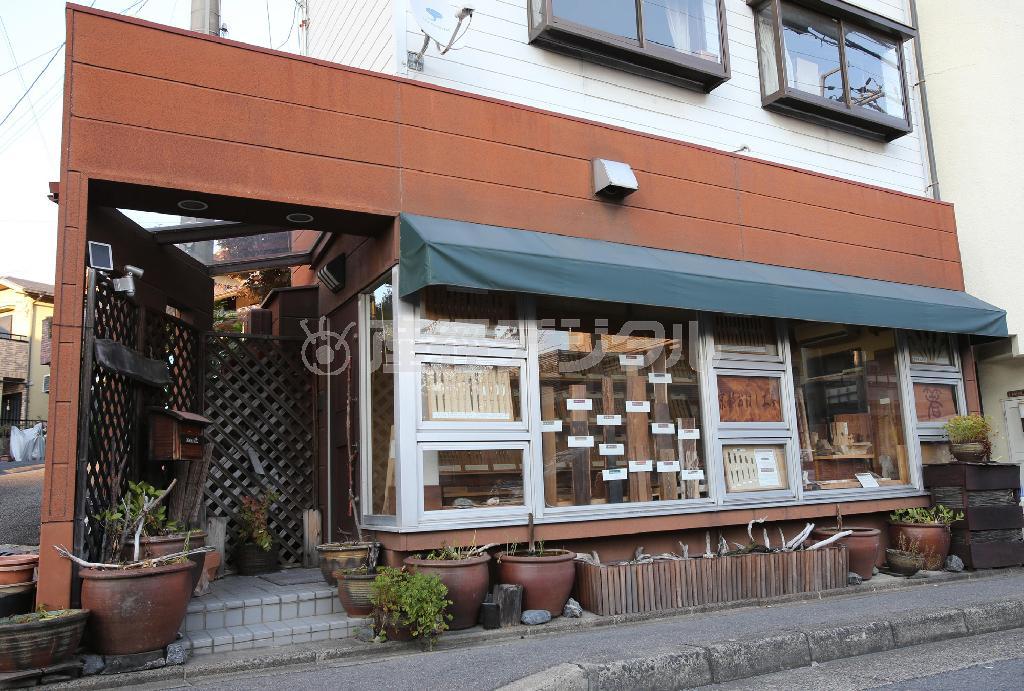 仁和寺道にひっそりとたたずむ京都おはし工房＝２０１３年１１月２２日、京都市右京区（恵守乾撮影）