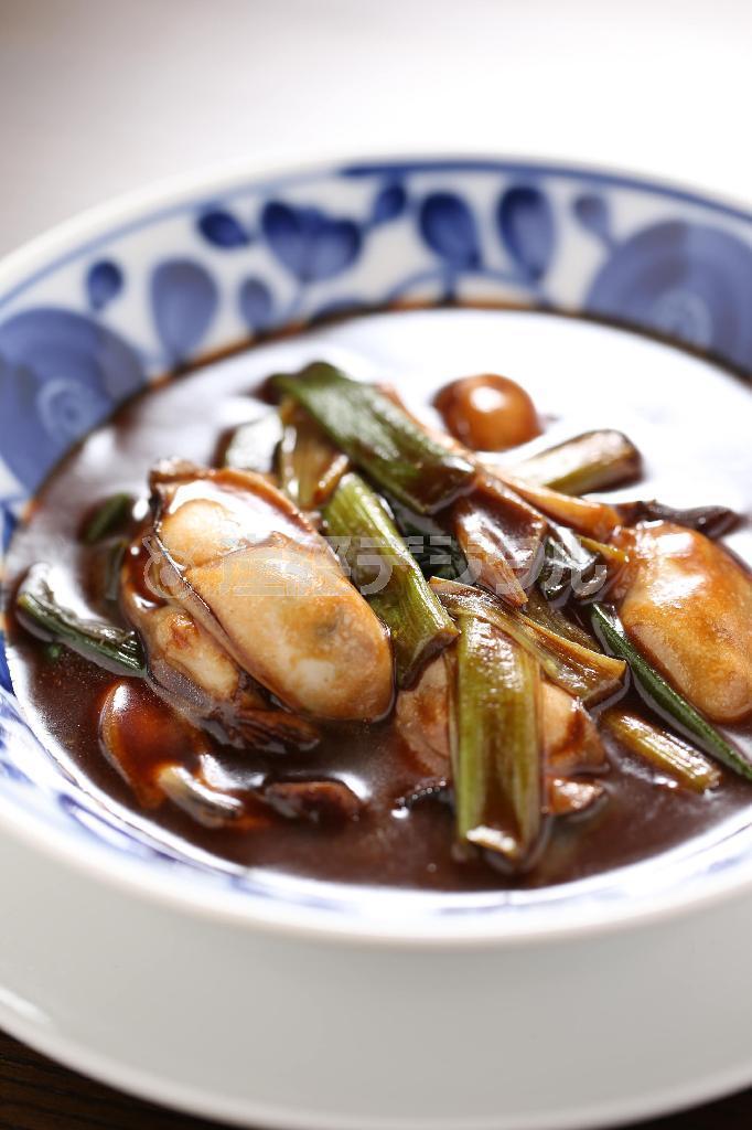 冬の限定メニュー「カキと九条葱の味噌煮」