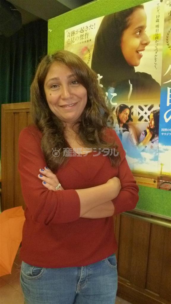 「主人公は男の子みたいに元気で駆け引きが上手な姪っ子なんですよ」と語るハイファ・アル＝マンスール監督＝２０１３年１１月７日、東京都千代田区（高橋天地撮影）