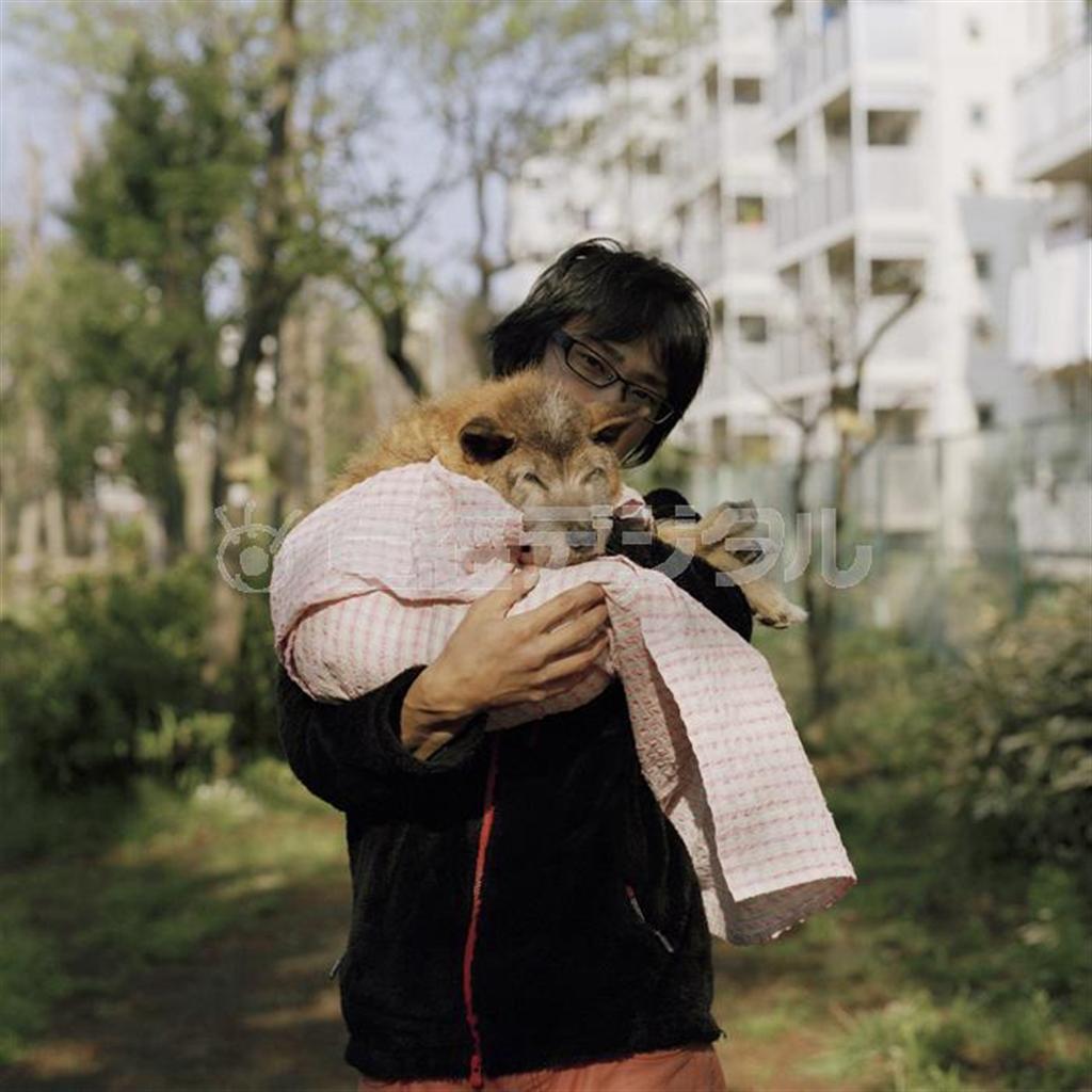 写真家、齋藤陽道（さいとう・はるみち）さん（ワタリウム美術館提供）