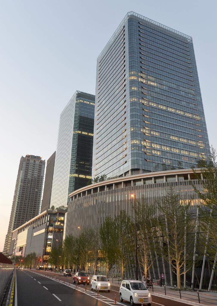 今春、オープンした「グランフロント大阪」。関西財界の活動が実を結んだ成果のひとつだ