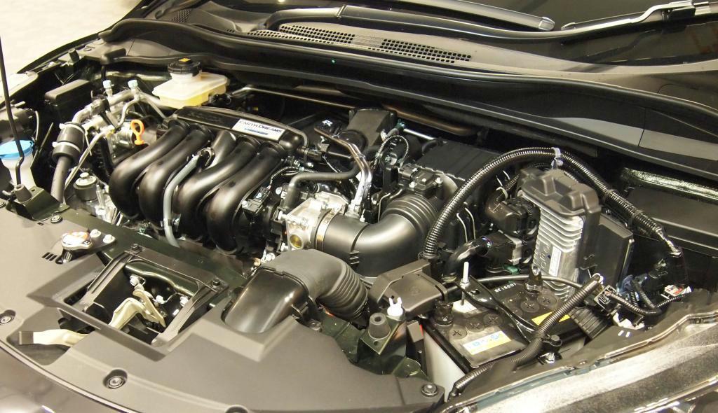 排気量１５００ｃｃ直噴エンジンをベースに独自開発したハイブリッドシステム