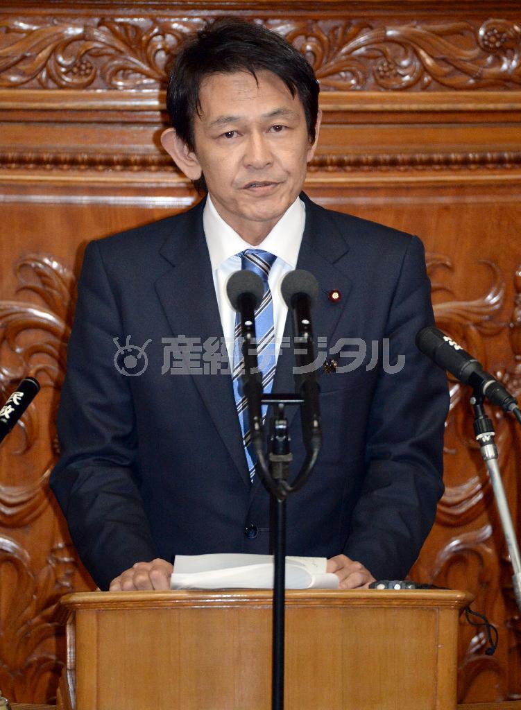 日本維新の会の松野頼久国会議員団幹事長の質問に対し、安倍晋三（しんぞう）首相から対決的な発言はなかった＝２０１４年１月２８日午後、国会・衆院本会議場（酒巻俊介撮影）