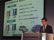 決算発表に臨む日産自動車の田川丈二執行役員＝１０日午後、横浜市