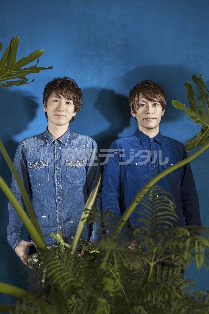 メジャーデビューしたＵＳＡＧＩの上田和寛（たかひろ、左）と杉山勝彦＝２０１３年１１月２日（提供写真）