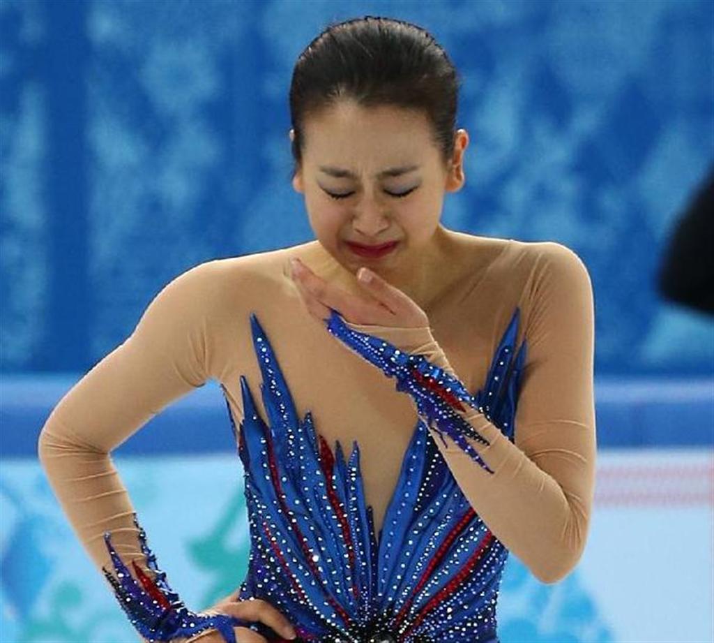 フリーの演技を終え、感極まる浅田真央＝２０日、ソチ（大里直也撮影）