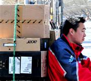 急成長する中国の宅配業界だが、トラブルも続出している