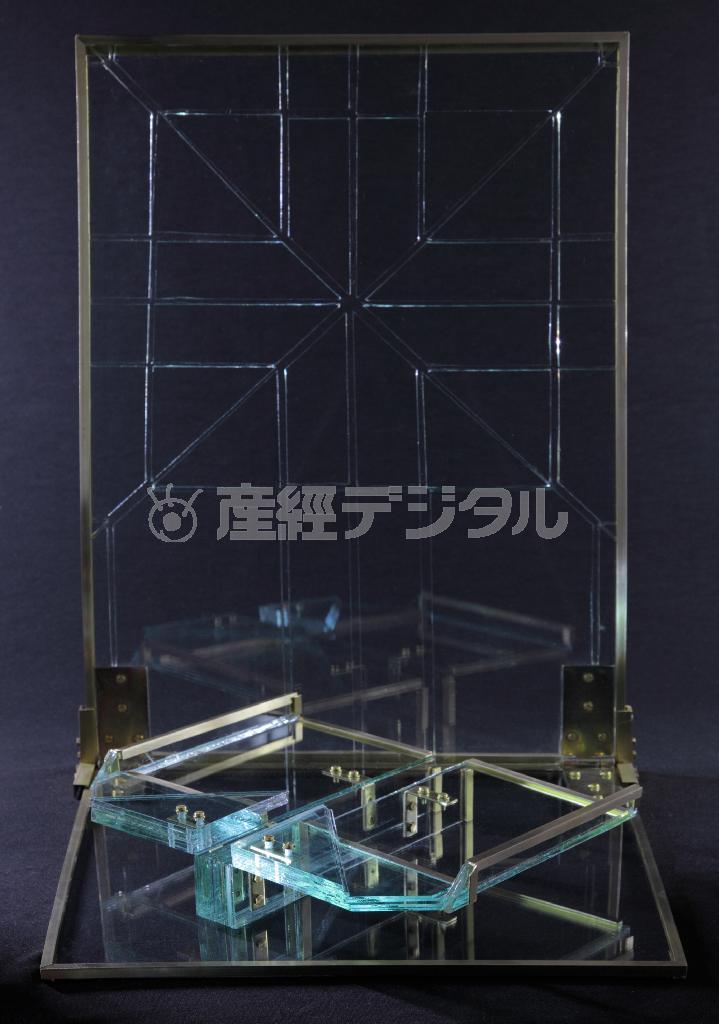 大成哲「ｔｈｅ＿ｌａｗ＿ｏｆ＿ｃｏｎｓｅｒｖａｔｉｏｎ＿ｏｆ＿ｍａｓｓ＿Ｎｏ．４」２０１０年（ポーラミュージアム提供）