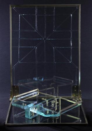 大成哲「ｔｈｅ＿ｌａｗ＿ｏｆ＿ｃｏｎｓｅｒｖａｔｉｏｎ＿ｏｆ＿ｍａｓｓ＿Ｎｏ．４」２０１０年（ポーラミュージアム提供）