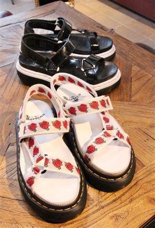 個性的なテープのデザインが、夏のお出かけを楽しくしてくれそう。アギネスとのコラボレーションシリーズ（各２万３１００円）