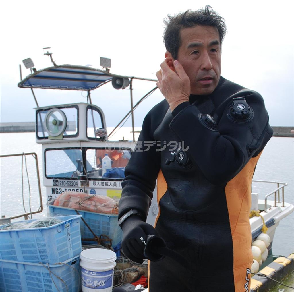 津波で流された妻を捜すため潜水士の資格を取った高松康雄さん＝２０１４年３月２日、宮城県石巻市（石井那納子撮影）
