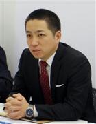 記者会見するハイアールアジアインターナショナルの伊藤嘉明社長＝１３日、都内