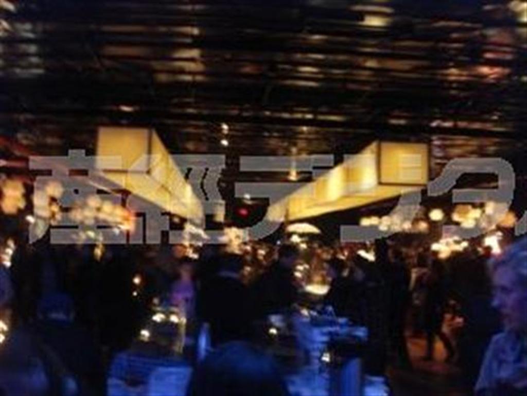 フリーマーケットスペースは、ブルックリンに店舗を構えるショップが出店している＝米ニューヨーク（大友玲子さん撮影）